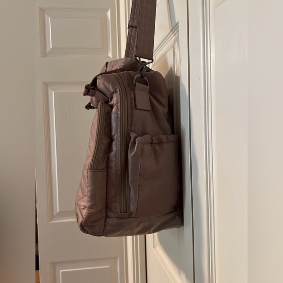 LUG RANGER XL TAUPE TOTE crossbody weekender - Picture 8 of 13